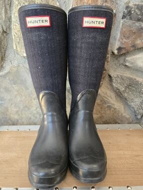 Hunter Arlen Black Rubber and Fabric/Wool Plaid Mid-Calf Rain Boots Size 36/6